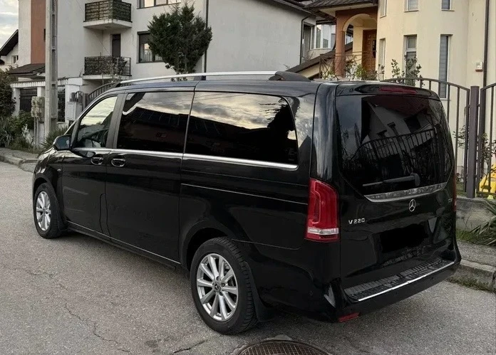Mercedes-Benz V 220 d Long 7G FULL LED, снимка 4 - Бусове и автобуси - 54508823