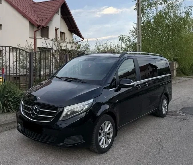 Mercedes-Benz V 220 d Long 7G FULL LED, снимка 2 - Бусове и автобуси - 54508823
