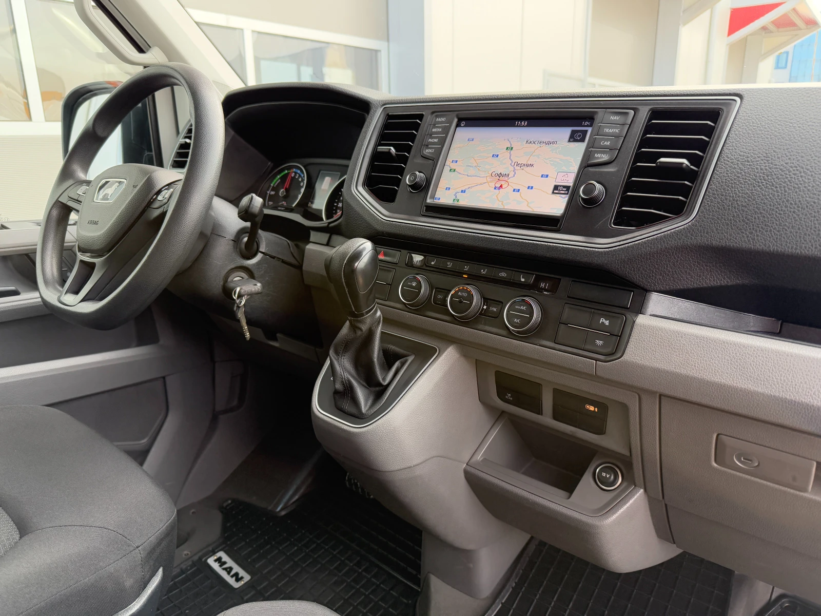 Man TGE e-TGE electric drive 100 kW Kasten 3.140E Hochdach | Mobile.bg   13