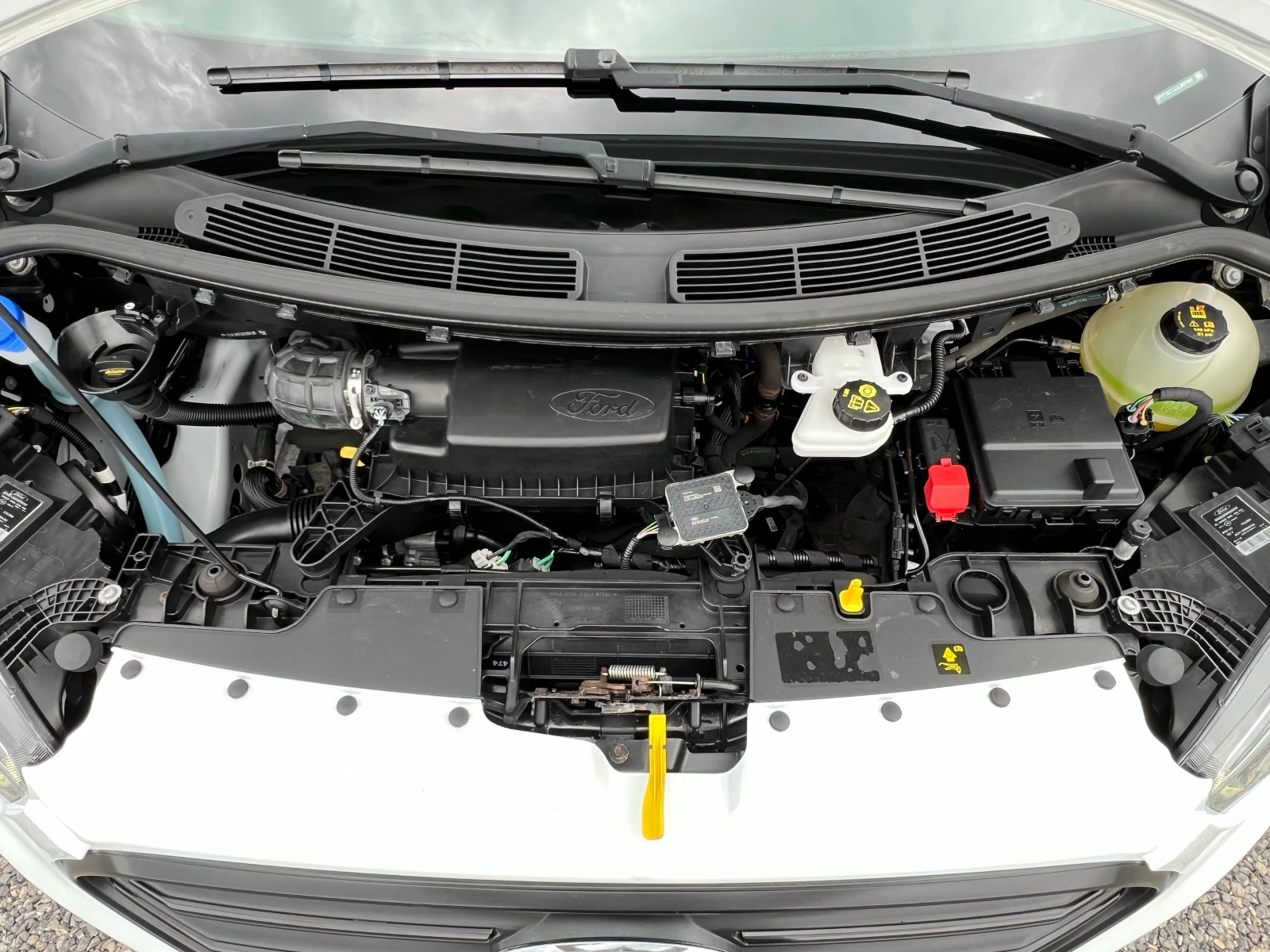 Ford Transit 2.0TDCi ДВЕ СТРАНИЧНИ ВРАТИ/Серв. история/175502км, снимка 9 - Бусове и автобуси - 54621961