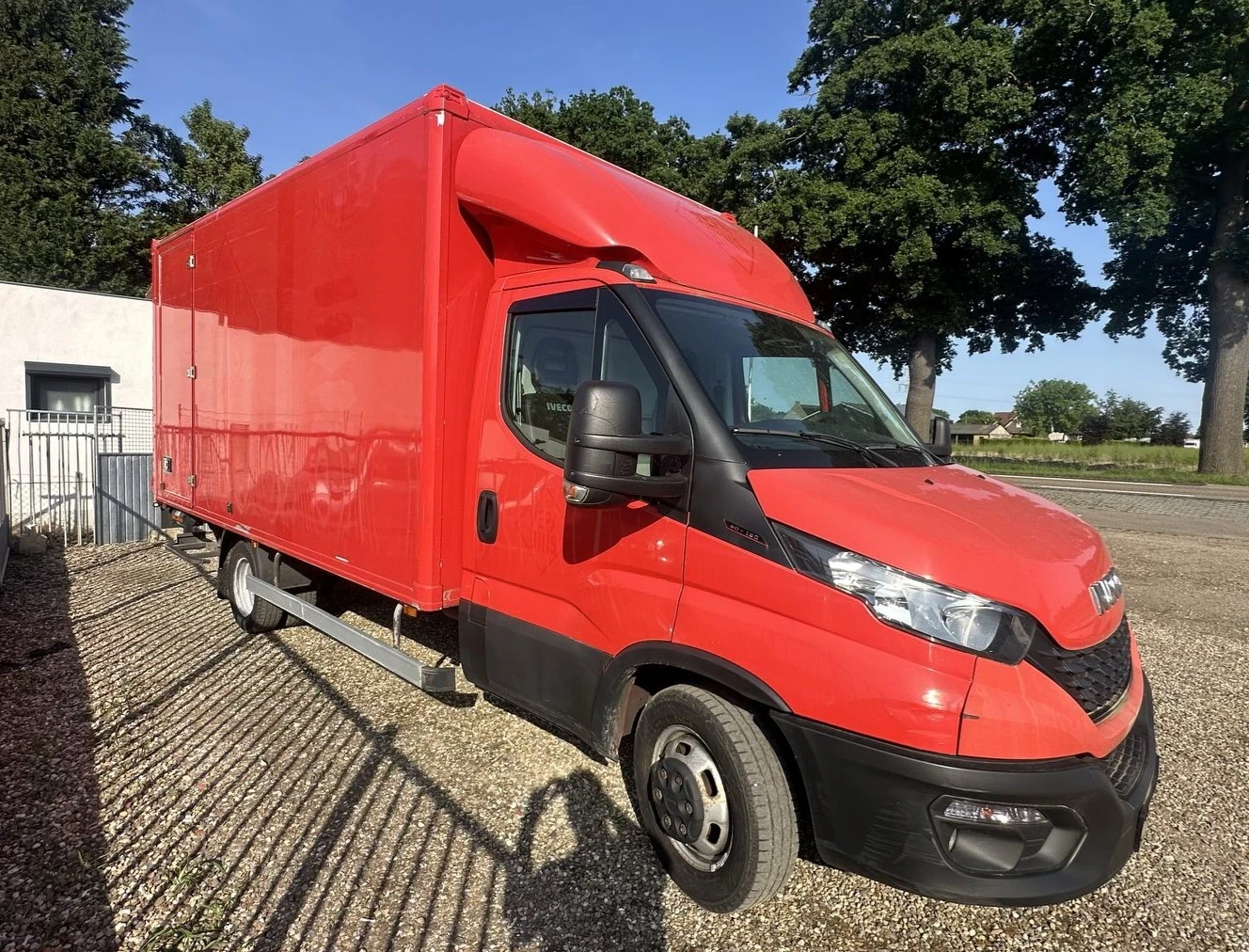 Iveco Daily 40c18* 3.5т.* БОРД* 1000кг.* 4.40м.* КЛИМА* , снимка 2 - Бусове и автобуси - 54694769
