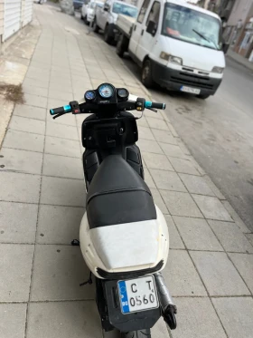 Malaguti F F12 malossi sport 70cc редовни док, снимка 5