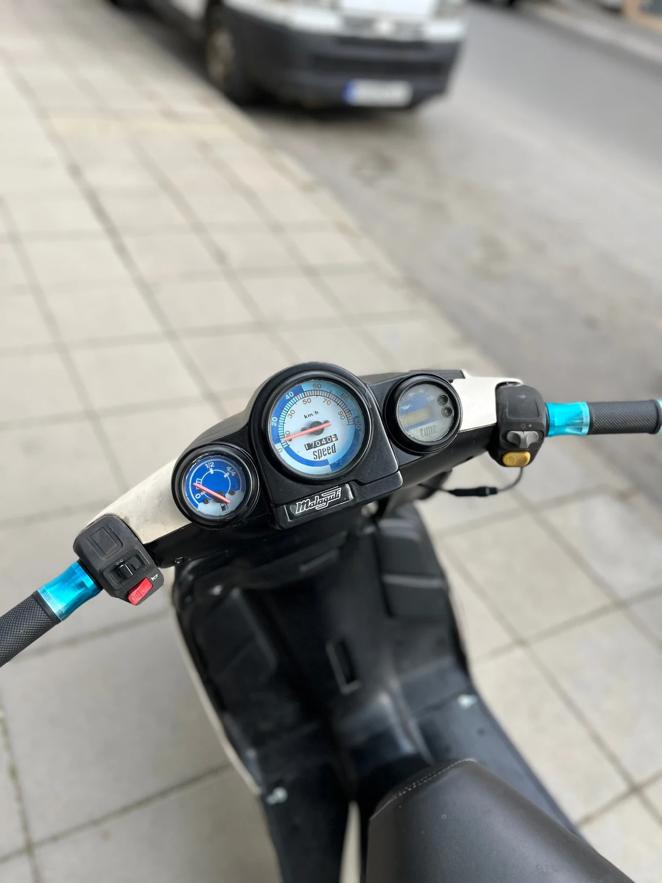 Malaguti F F12 malossi sport 70cc редовни док - изображение 6