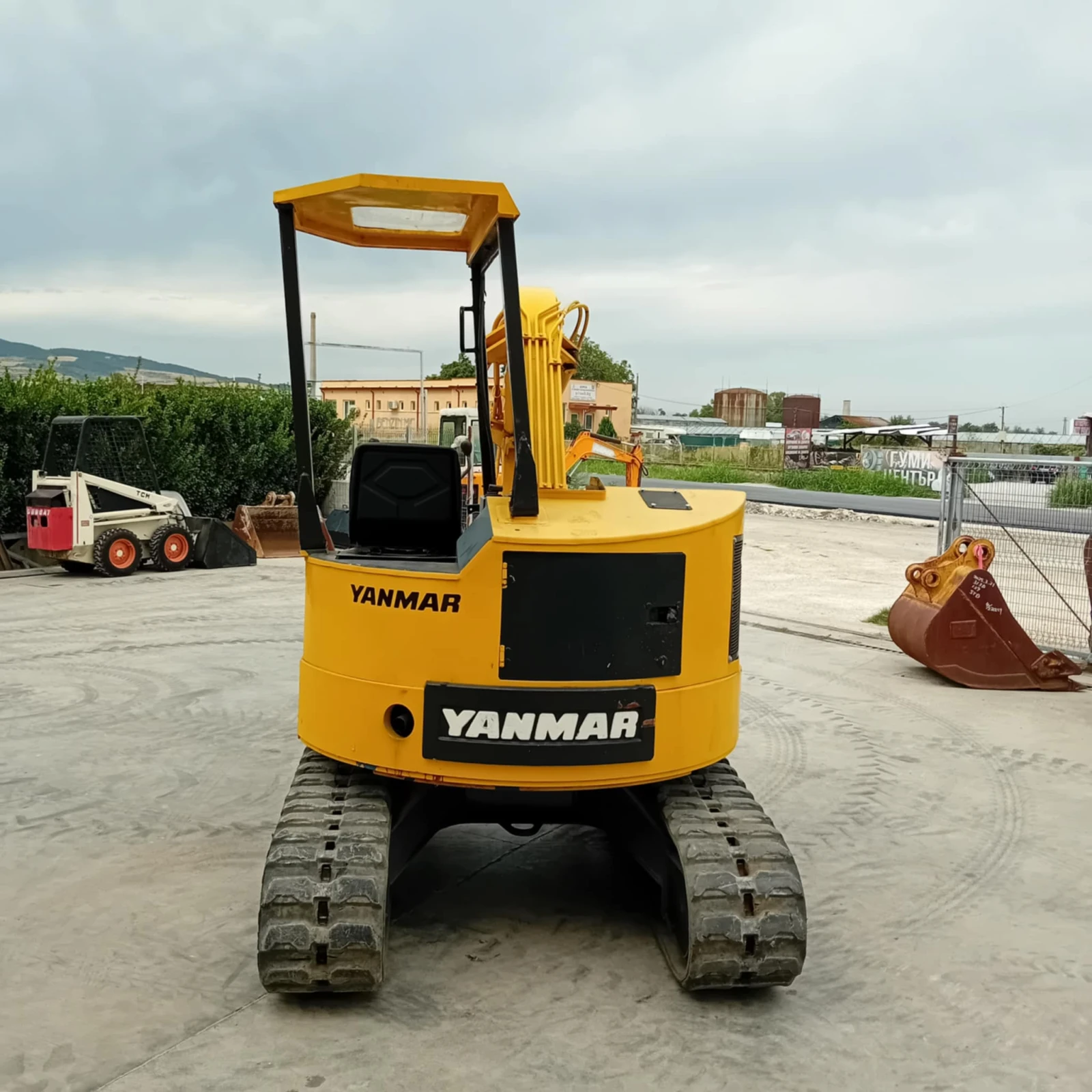 Багер Yanmar B3U * НАЛИЧЕН * ТОП СЪСТОЯНИЕ *  - изображение 4