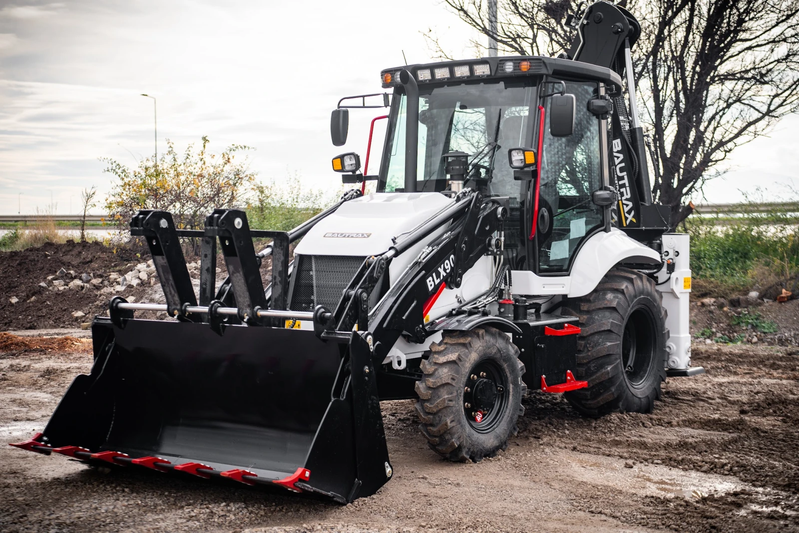 Багер Друга марка Bautrax BLX90 - изображение 2