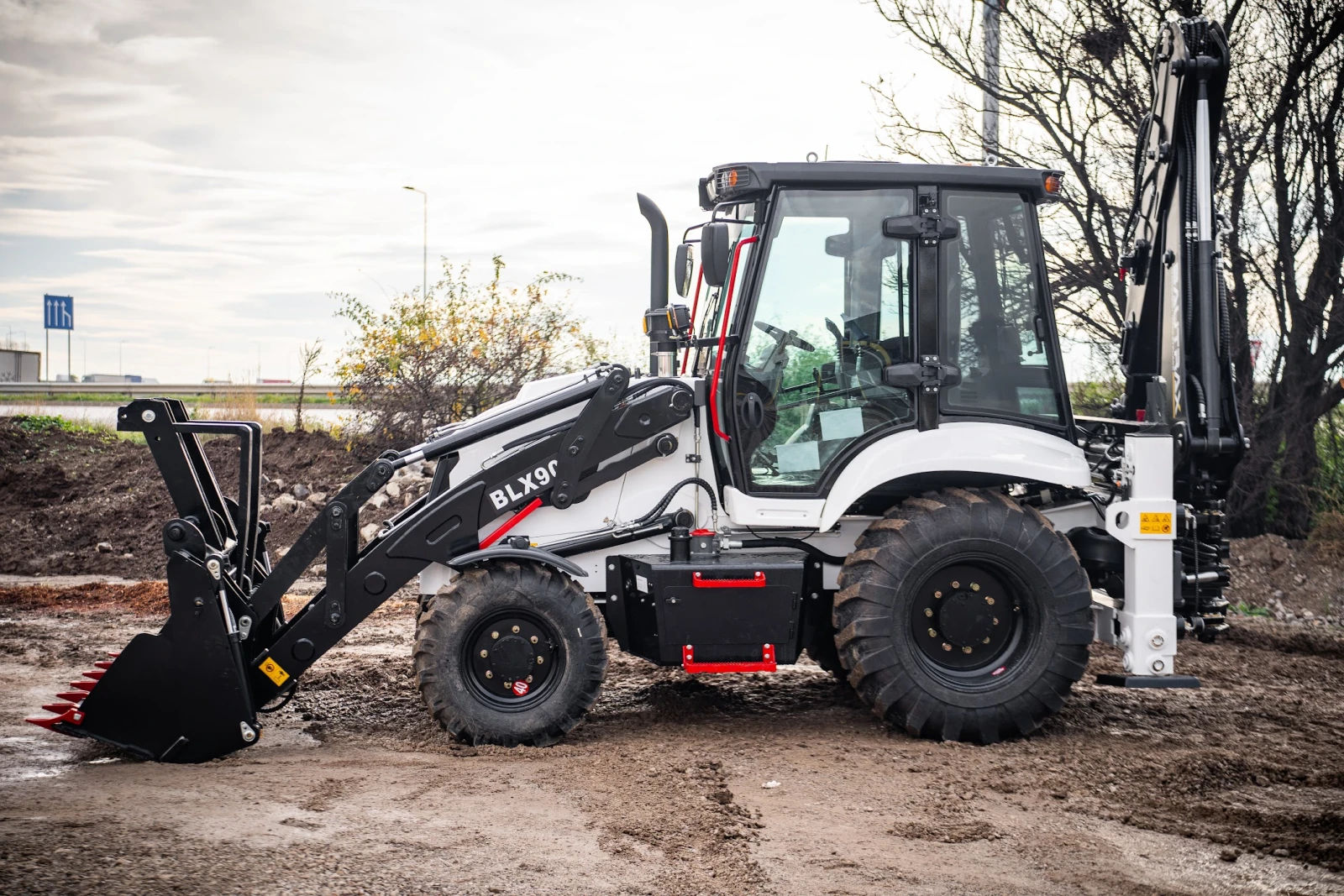 Багер Друга марка Bautrax BLX90 - изображение 3