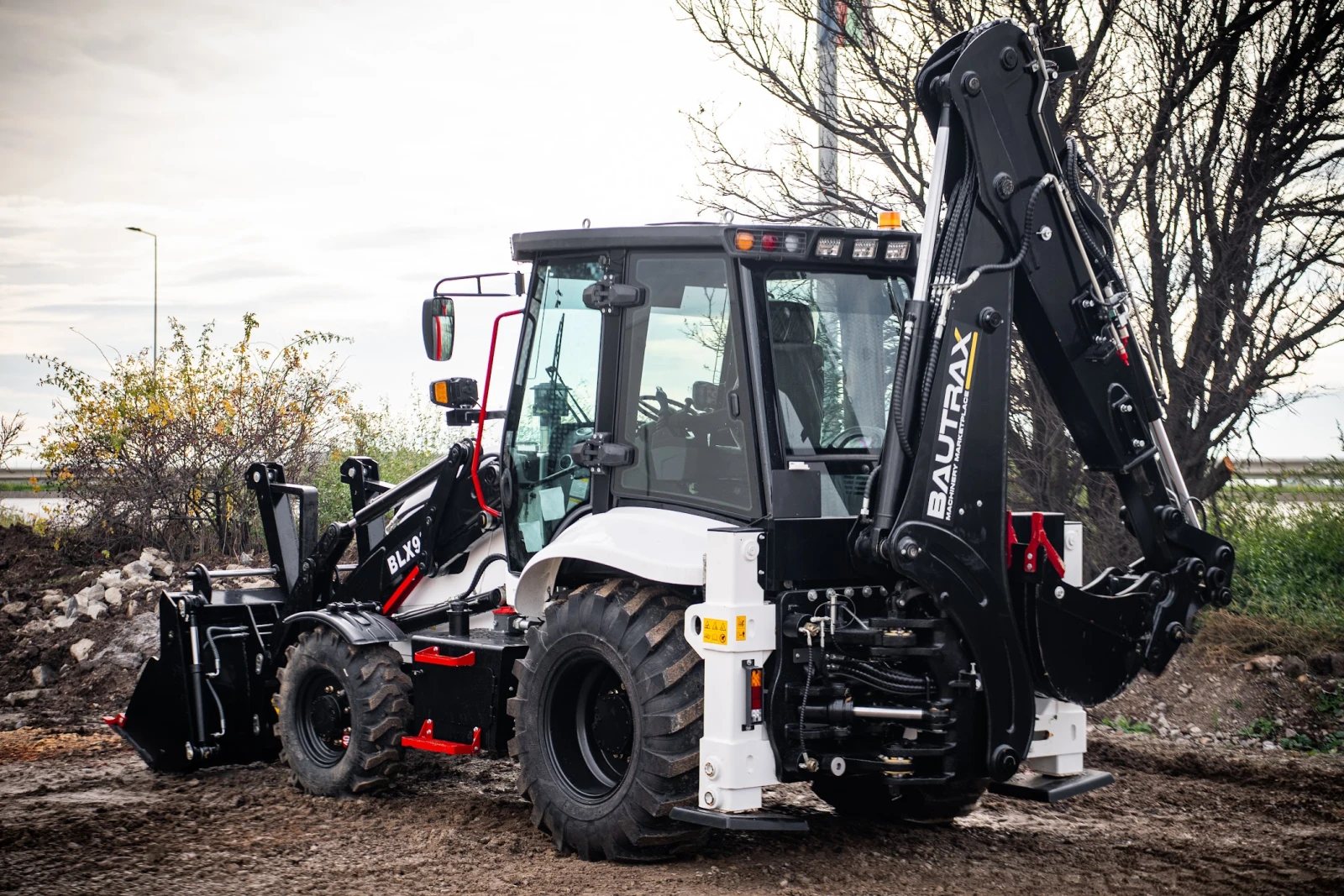 Багер Друга марка Bautrax BLX90 - изображение 4