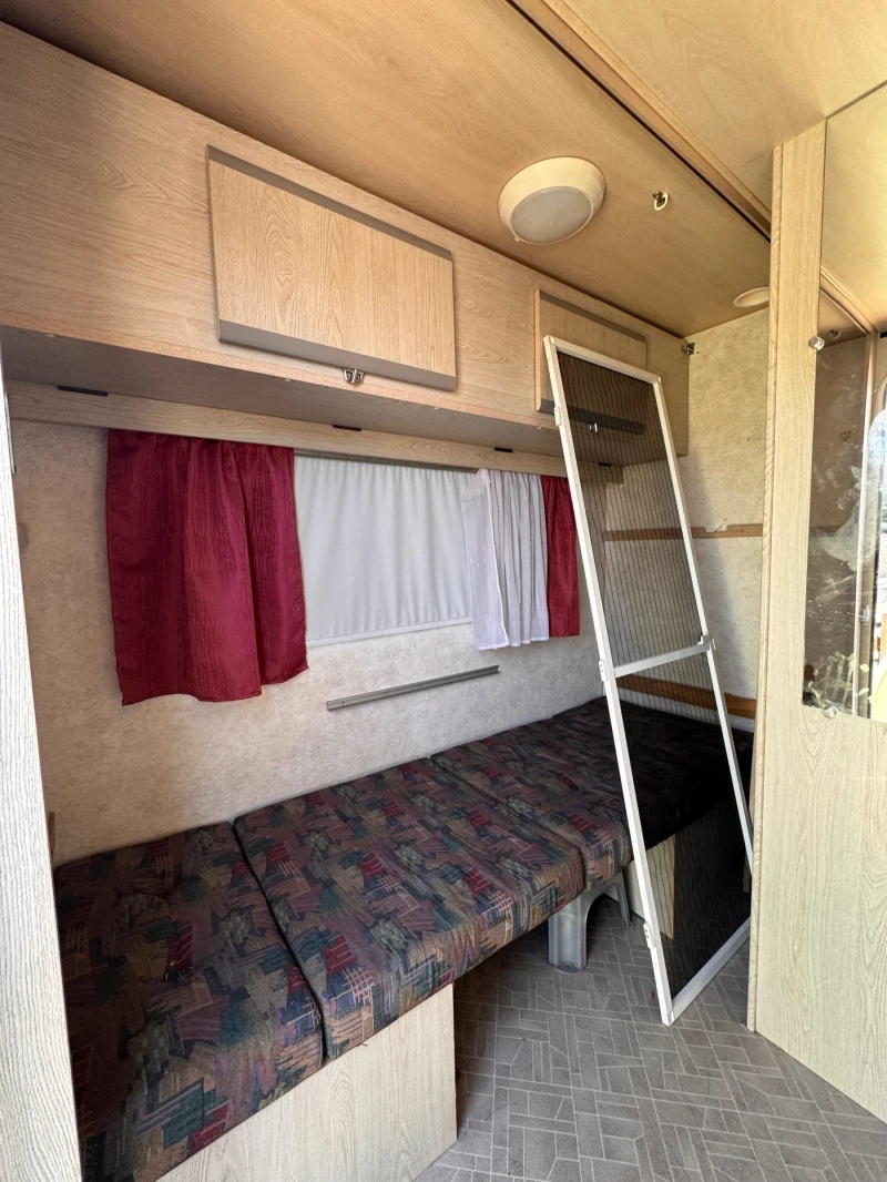 Каравана Caravelair, снимка 6 - Каравани и кемпери - 52955446