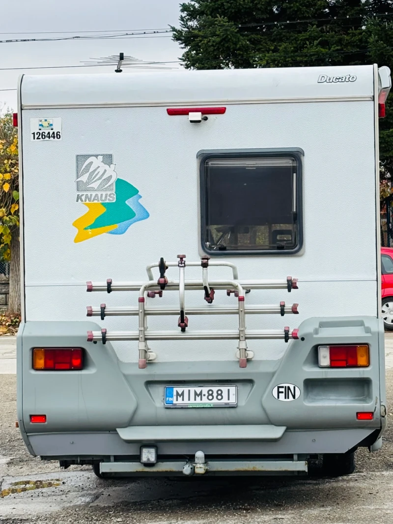 Кемпер Knaus 2.8 Ивеко двигател, снимка 7 - Каравани и кемпери - 52406541