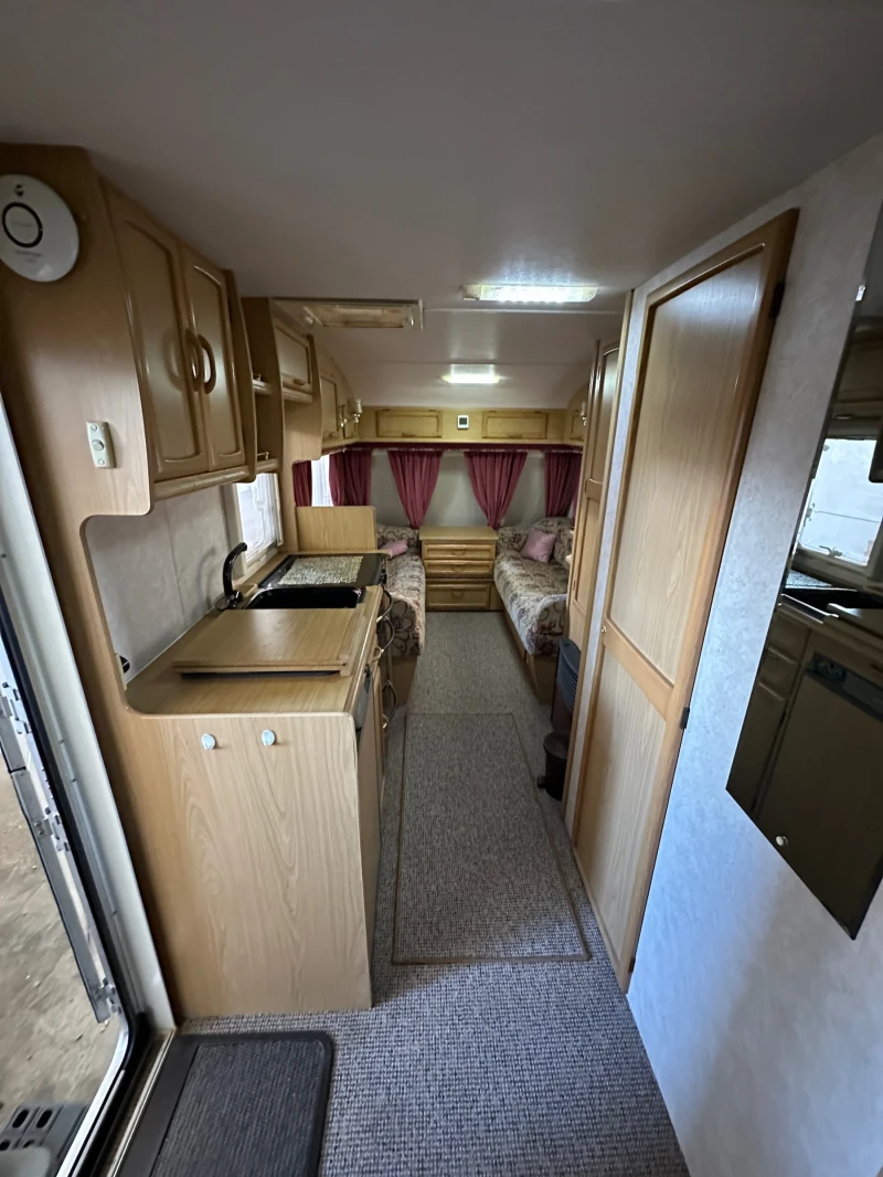 Каравана Bailey Pageant, снимка 12 - Каравани и кемпери - 52514046