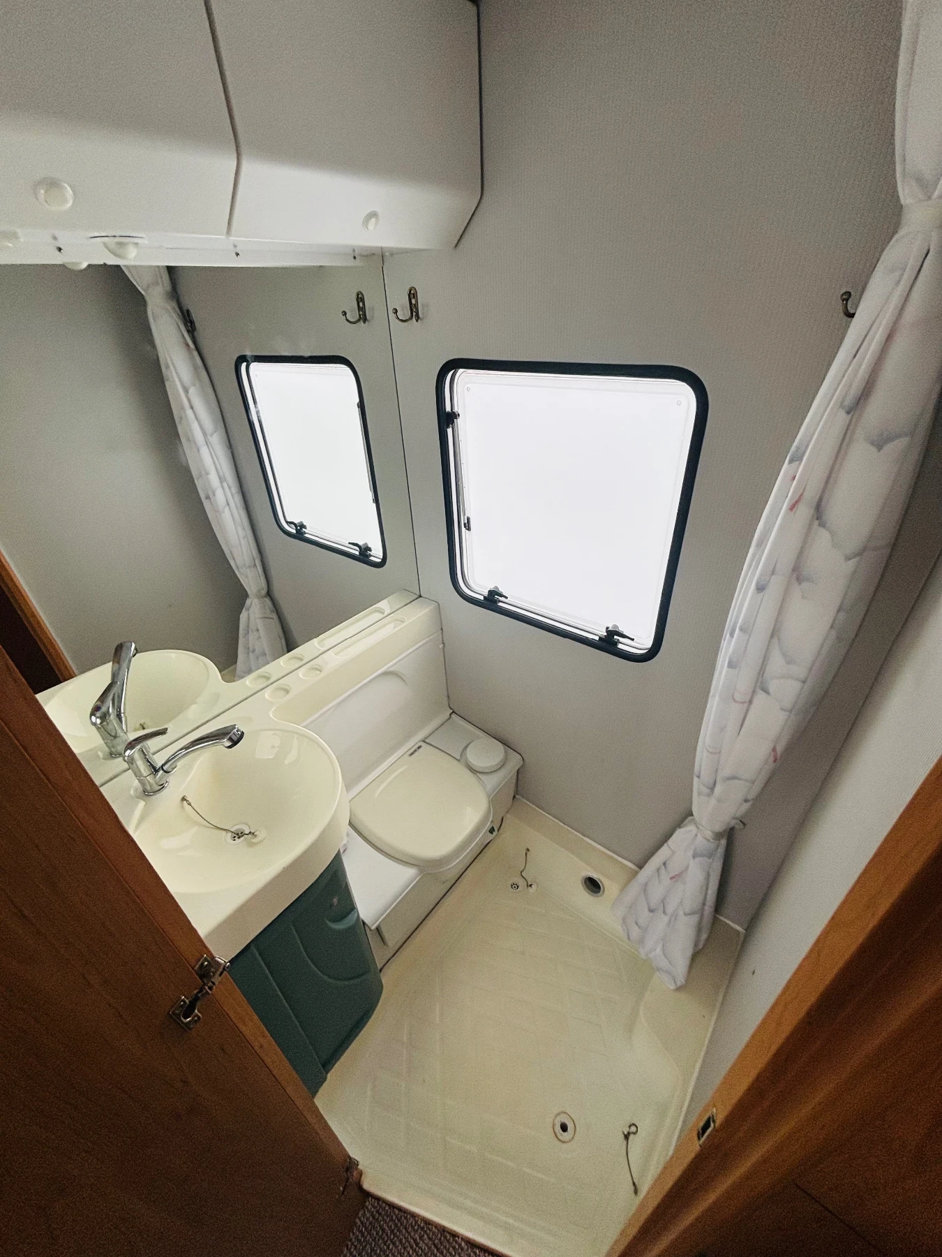  Knaus 2.8   | Mobile.bg   15