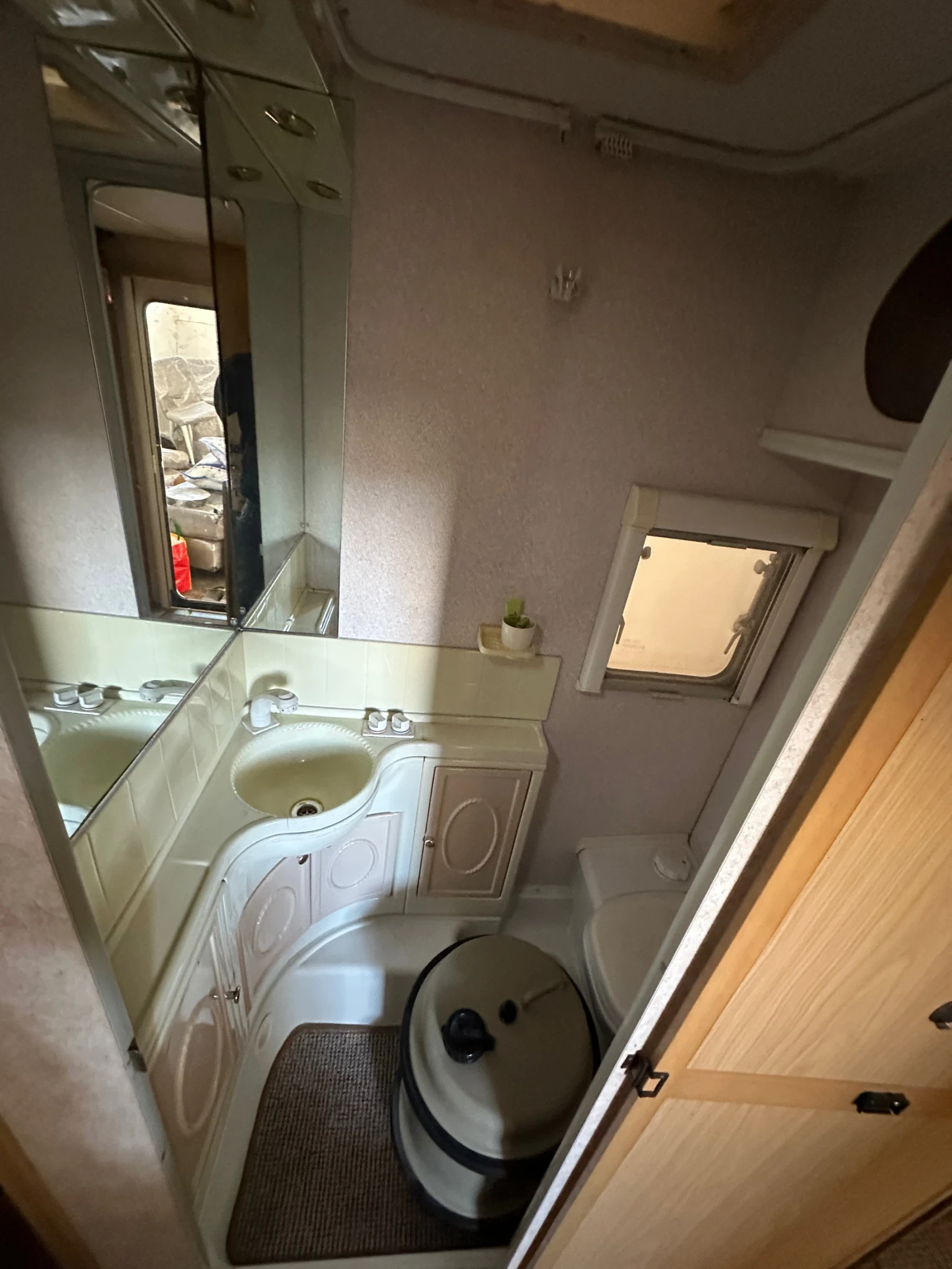  Bailey Pageant | Mobile.bg   8