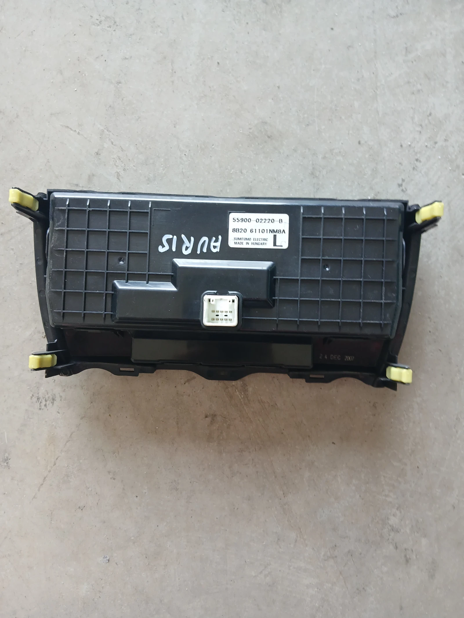 55900-02220-В управление климатроник Toyota Auris , снимка 2 - Части - 54820999