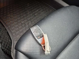 Mercedes-Benz C 300 * CARFAX * ШИБИДАХ * ПОДГРЕВИ, снимка 8