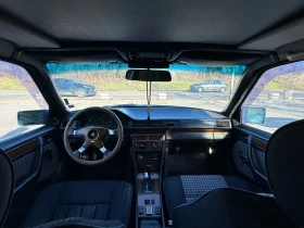 Mercedes-Benz 124 300d, снимка 12