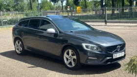 Обява за продажба на Volvo V60 2.4 D6 R-Design Twin Engine Plug-in Hybrid AWD  ~21 900 лв. - изображение 1