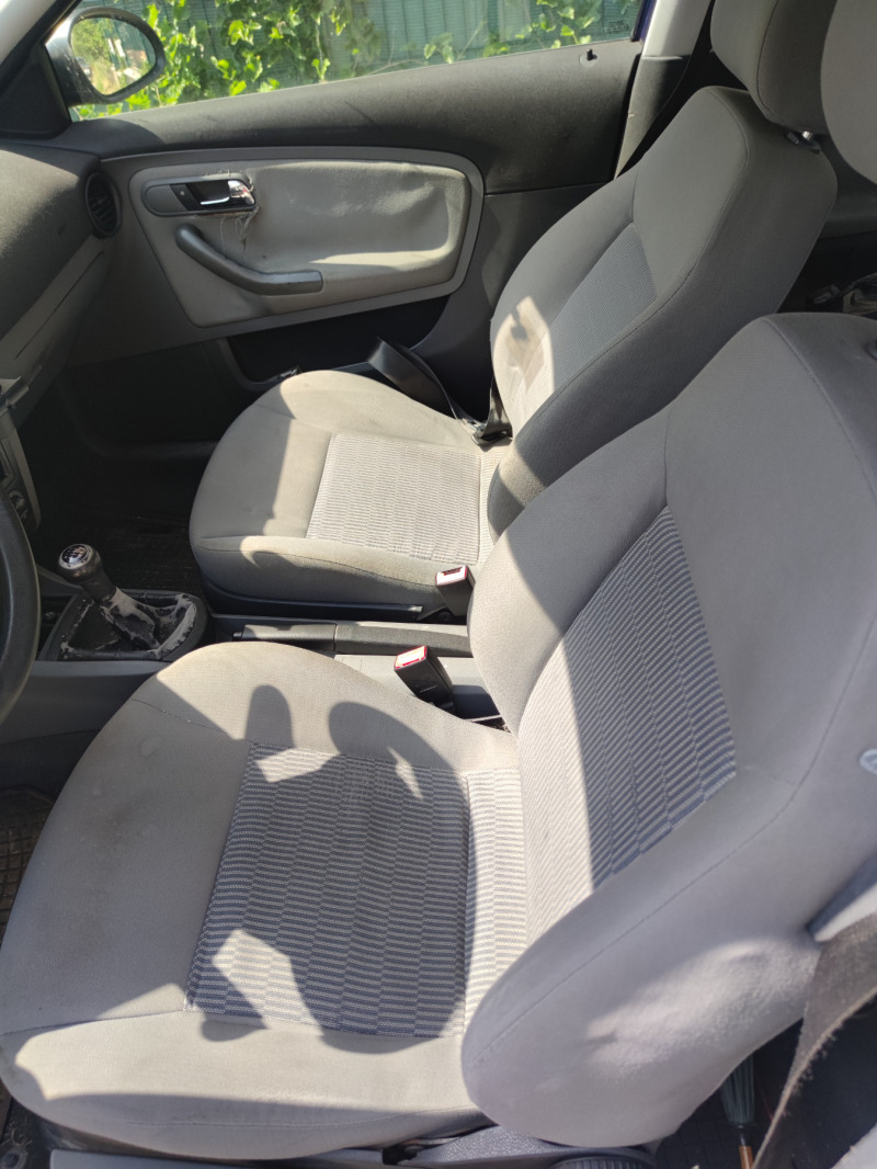 Seat Ibiza 1.4, снимка 2 - Автомобили и джипове - 46431837