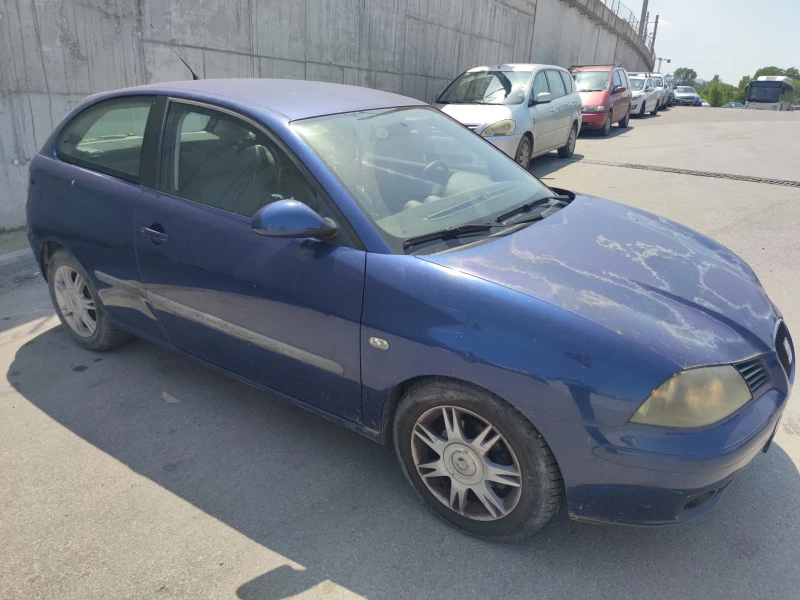 Seat Ibiza 1.4, снимка 7 - Автомобили и джипове - 46431837