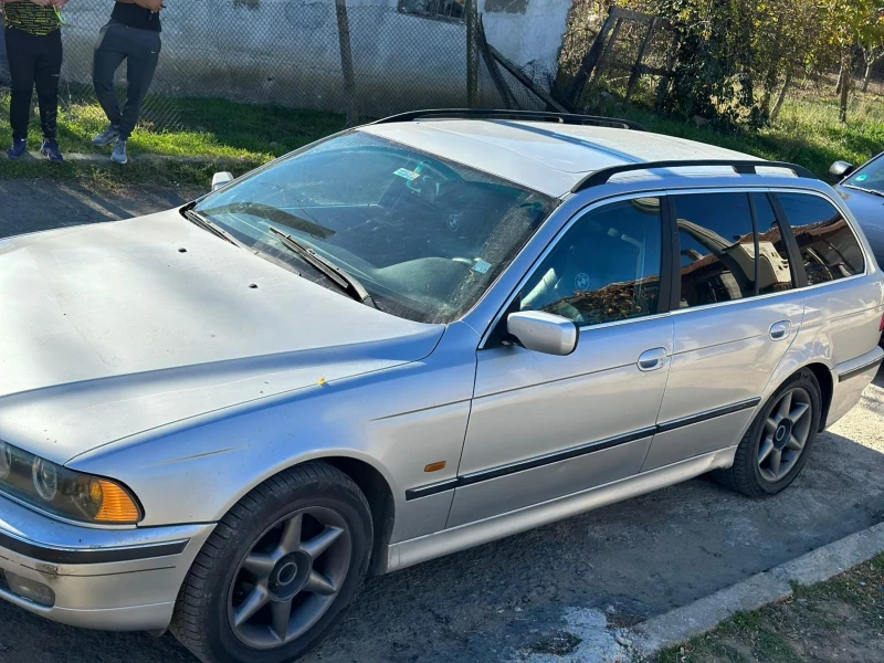 BMW 520, снимка 5 - Автомобили и джипове - 47816459