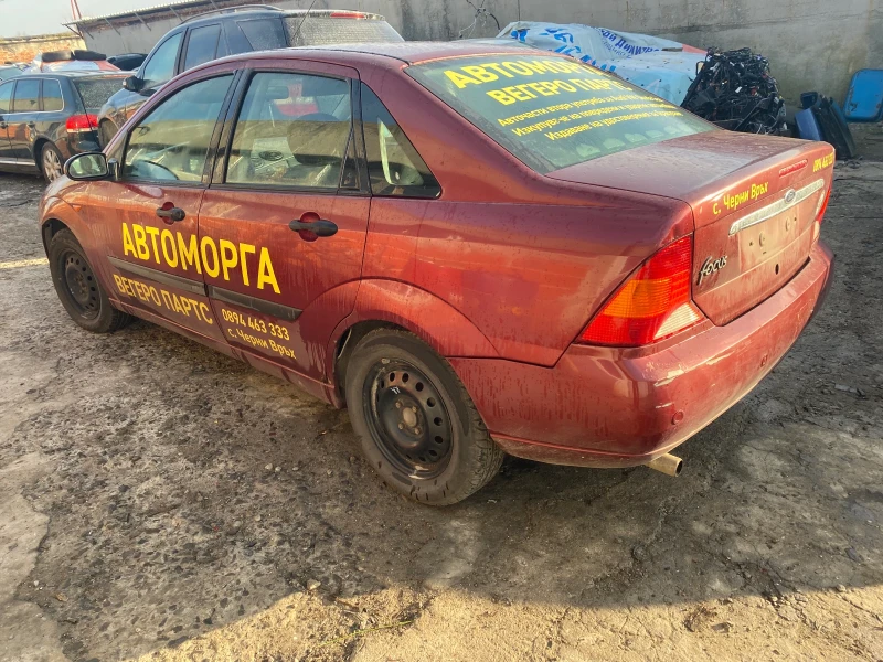 Ford Focus 1.8, снимка 4 - Автомобили и джипове - 48567154