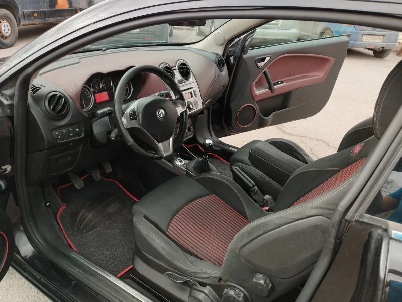 Alfa Romeo MiTo 1.4i EURO 5A , снимка 16 - Автомобили и джипове - 49307069