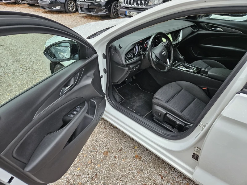 Opel Insignia 1.5 d AUTOMATIC!!!, снимка 10 - Автомобили и джипове - 52051947