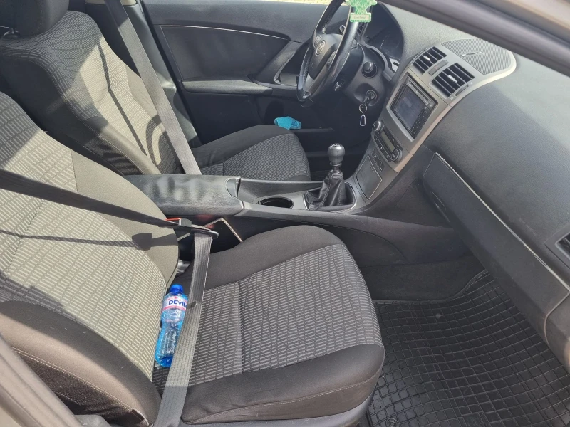 Toyota Avensis 2.0 D4D  126к.с., снимка 7 - Автомобили и джипове - 52330450