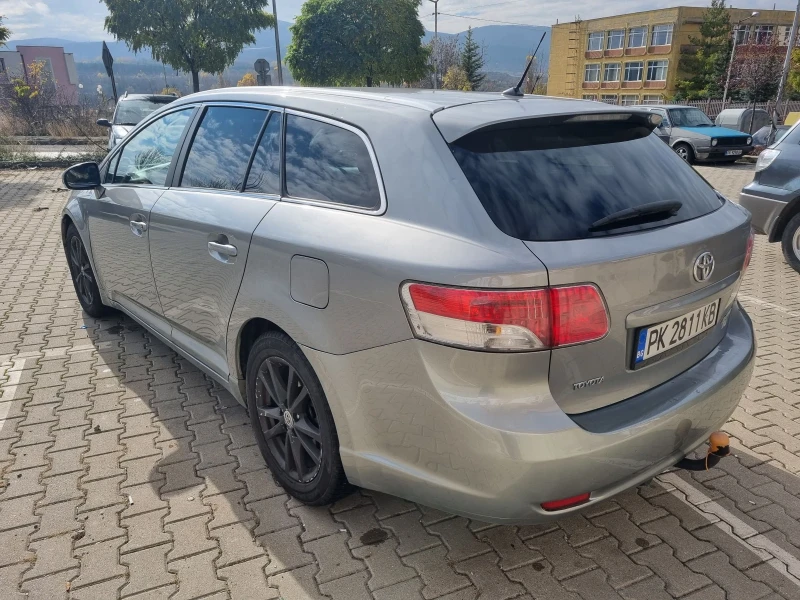 Toyota Avensis 2.0 D4D  126к.с., снимка 4 - Автомобили и джипове - 52330450