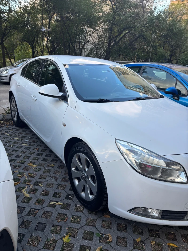 Opel Insignia, снимка 3 - Автомобили и джипове - 52481057