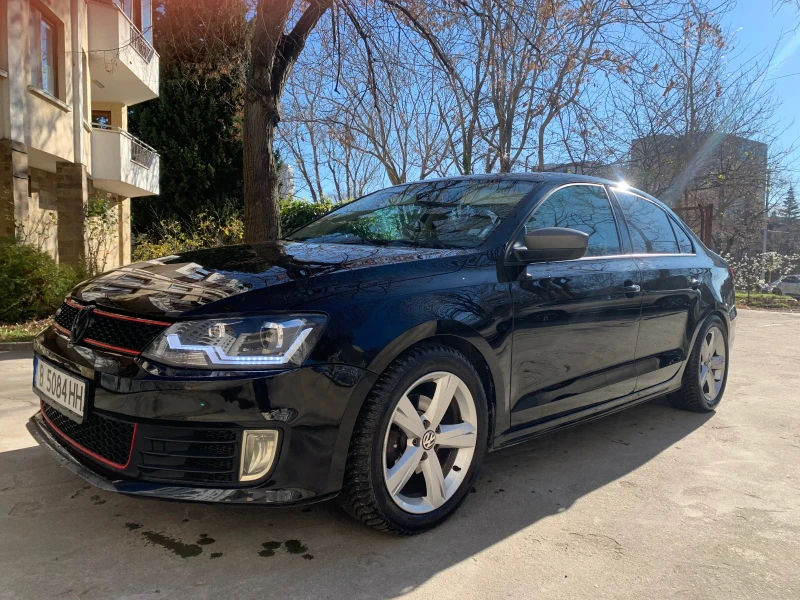 VW Jetta Jetta, снимка 2 - Автомобили и джипове - 52939367