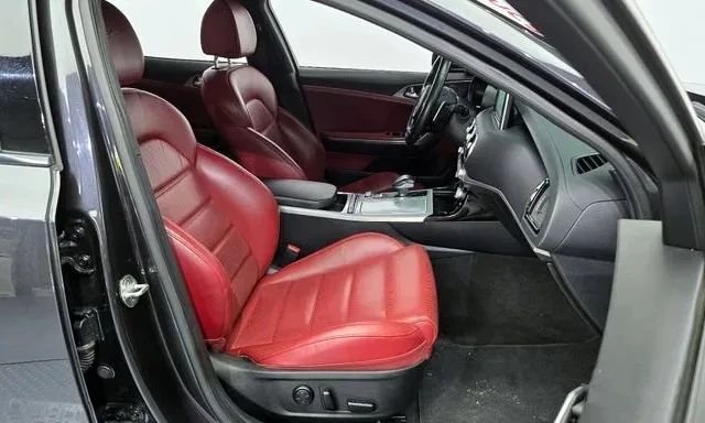 Kia Stinger 3.3T AWD GT - изображение 10