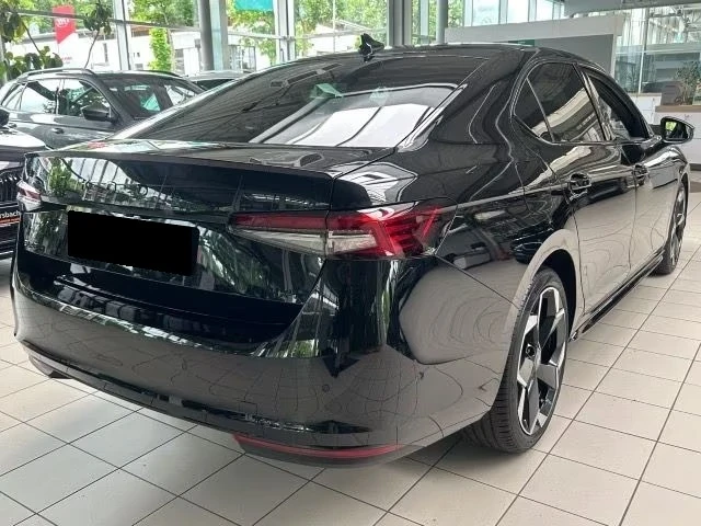 Skoda Superb 2.0 TSI 4x4 SPORTLINE CANTON MATRIX-LED HEAD-UP , снимка 2 - Автомобили и джипове - 55628963