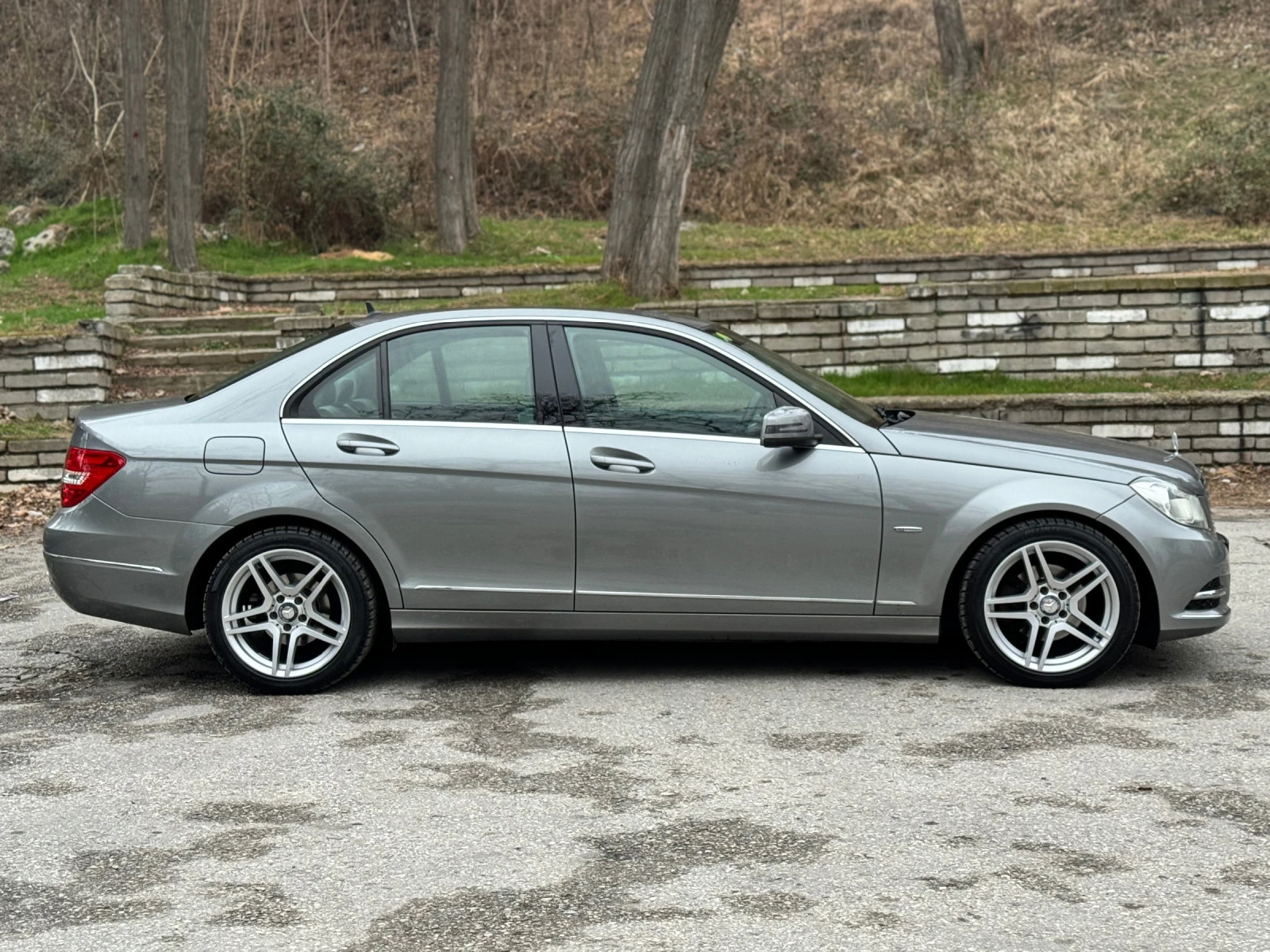 Mercedes-Benz C 200 Нов внос от Белгия - изображение 5