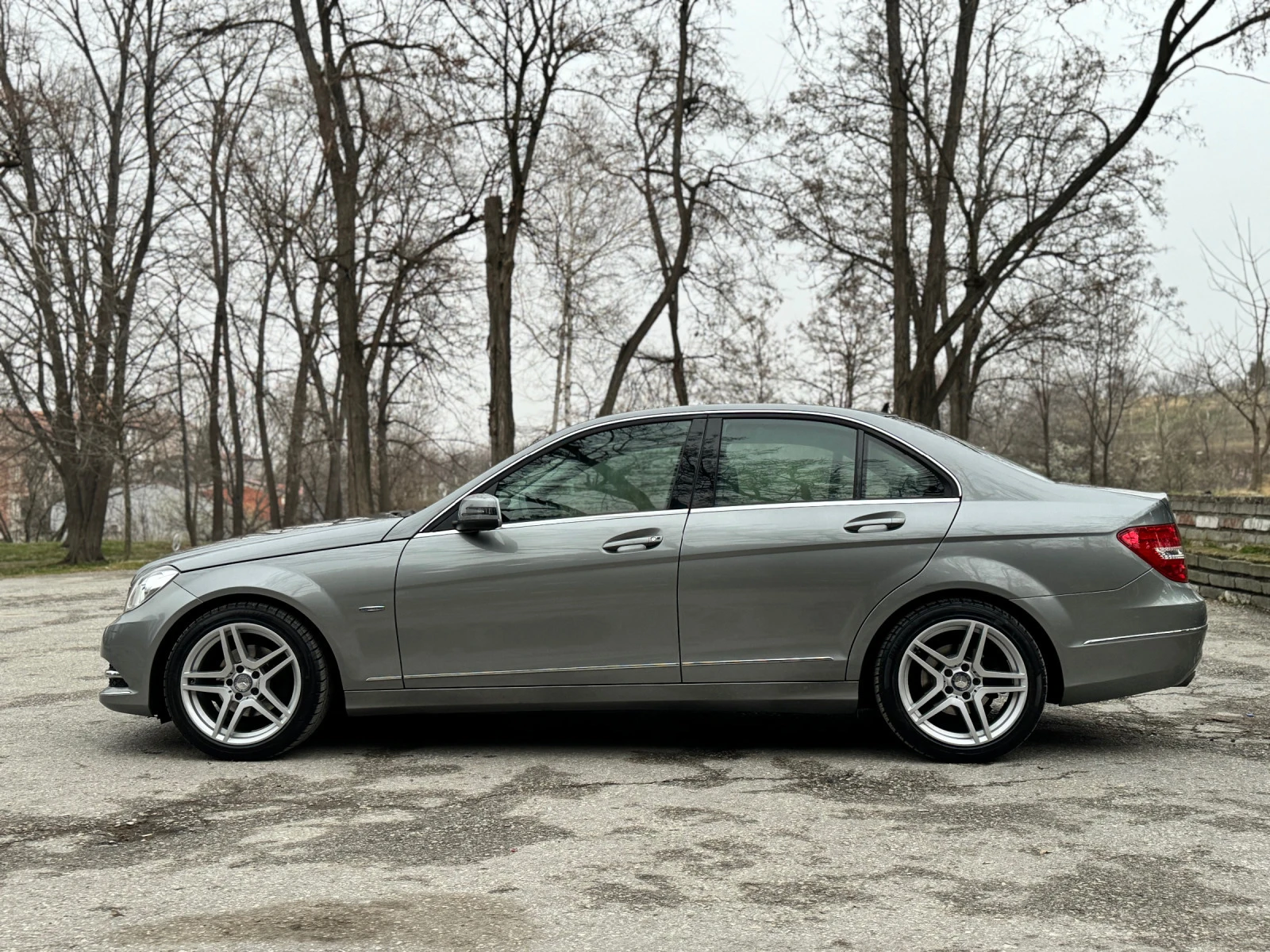 Mercedes-Benz C 200 Нов внос от Белгия - изображение 8