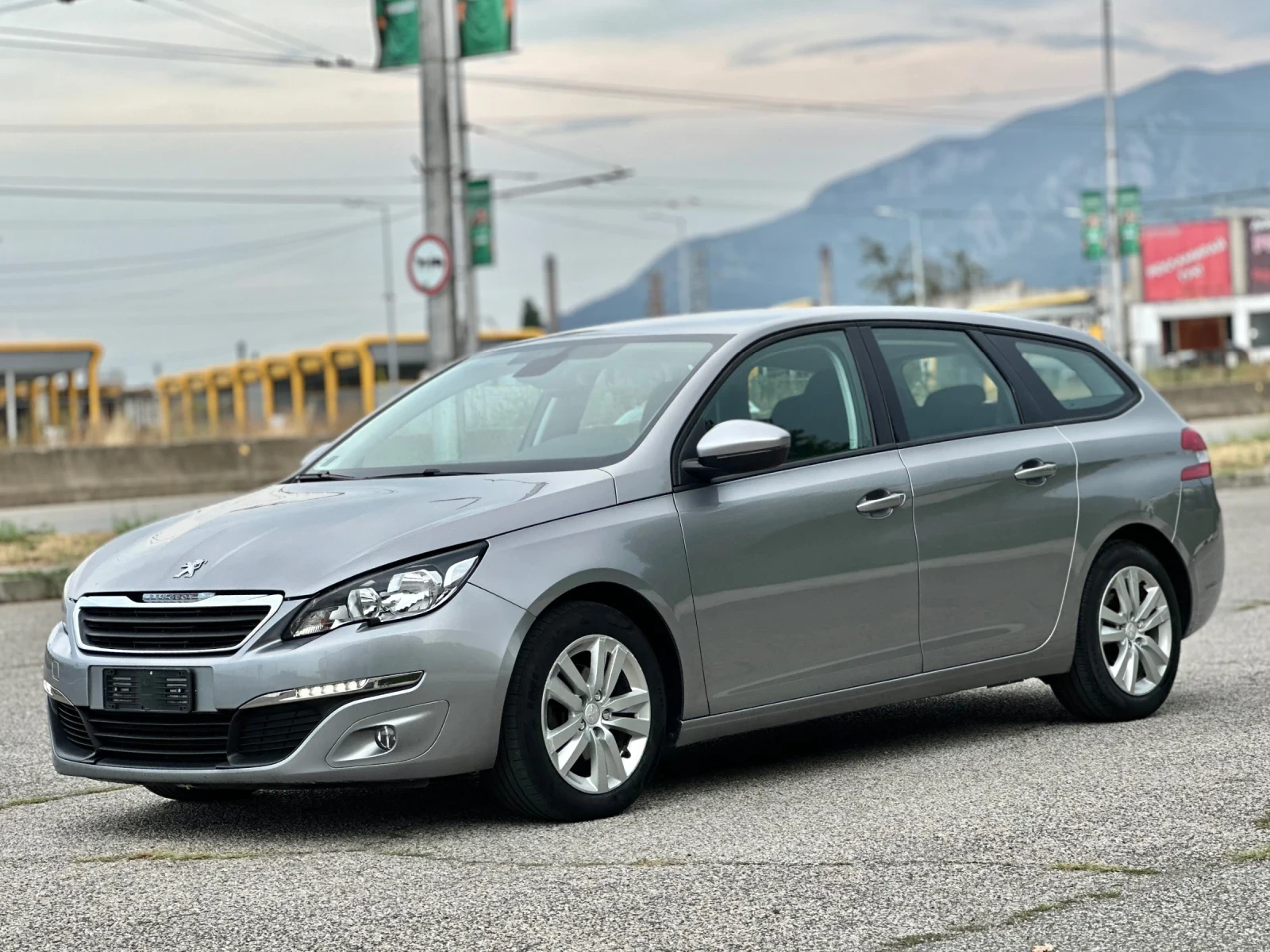 Peugeot 308 1.6HDI * AVTOMAT* EURO 6*  - [1] 