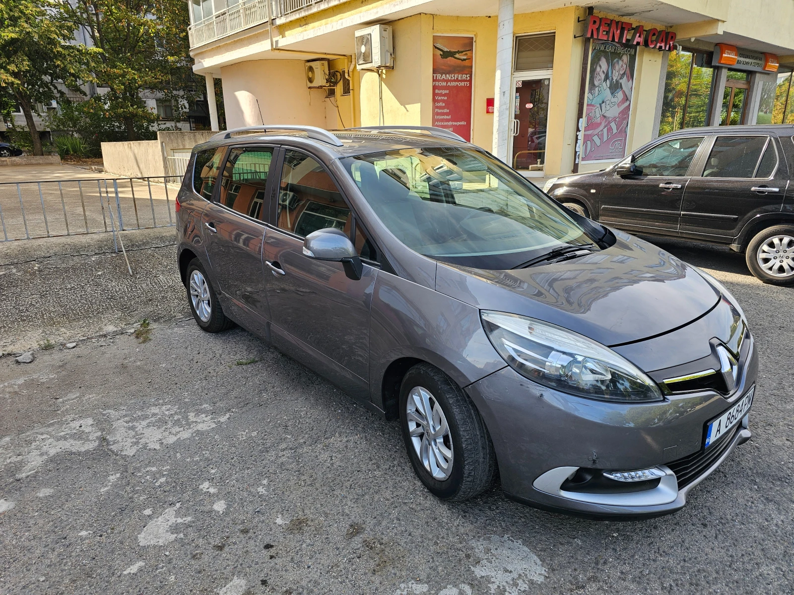 Renault Grand scenic 7 местен 1.5dci  - изображение 2