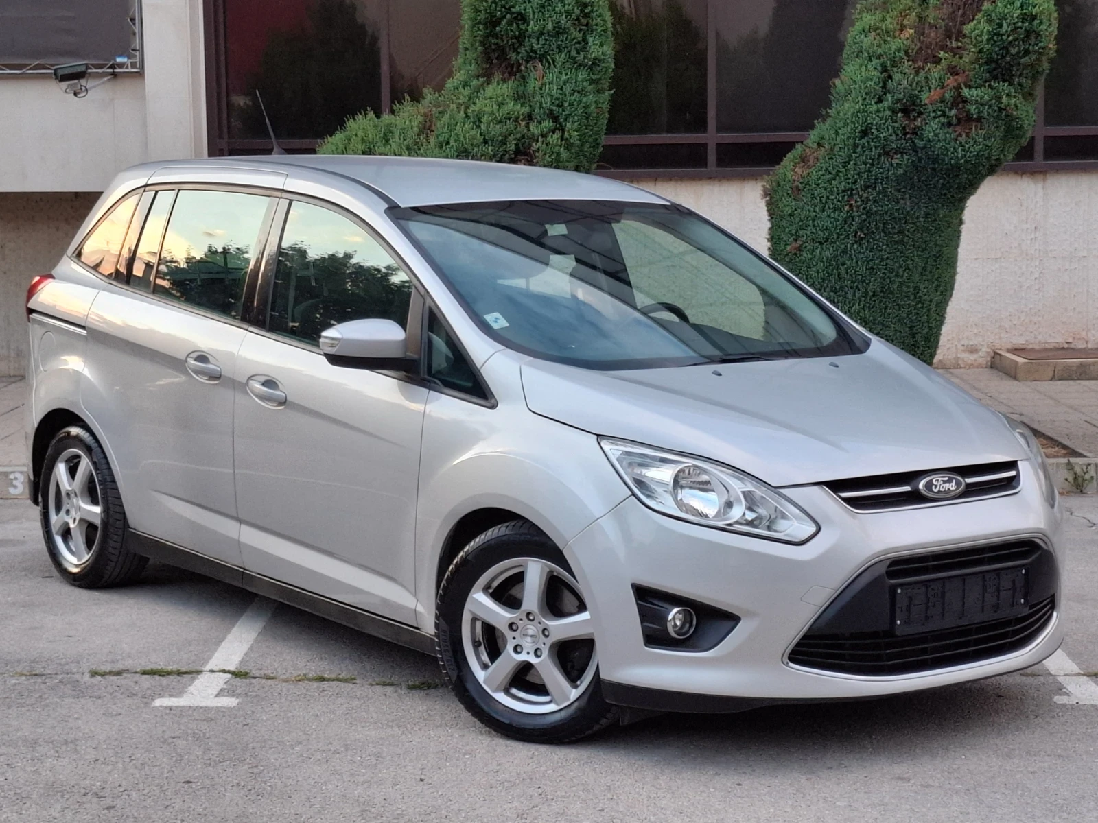 Ford Grand C-Max 1.6HDI 115hp * КЛИМАТРОНИК * EURO 5 * ЛИЗИНГ *  - изображение 8
