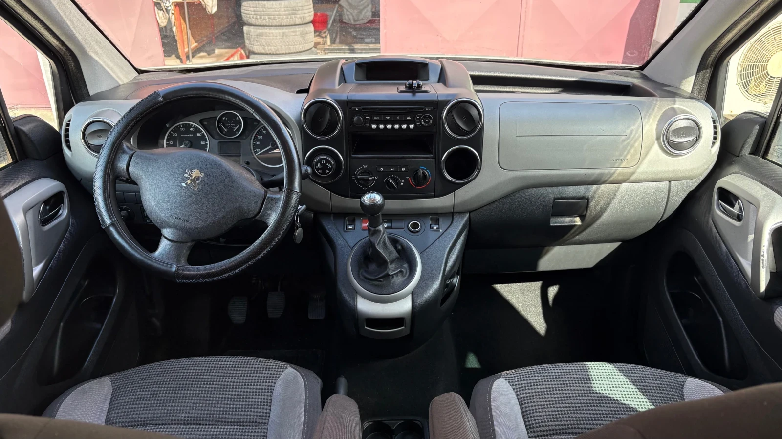 Peugeot Partner Tepee - изображение 4