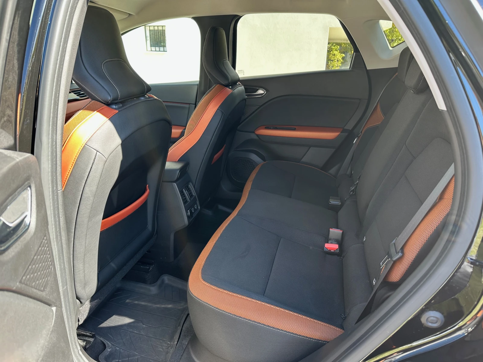 Renault Captur  - изображение 8