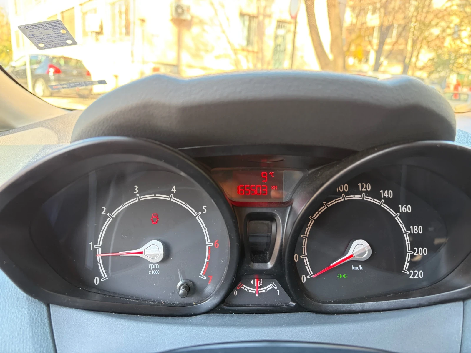 Ford Fiesta 1.25 газ - изображение 10