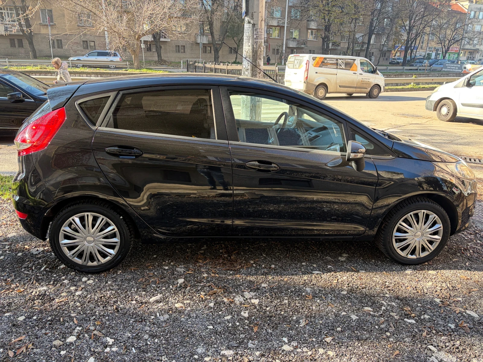 Ford Fiesta 1.25 газ - изображение 3