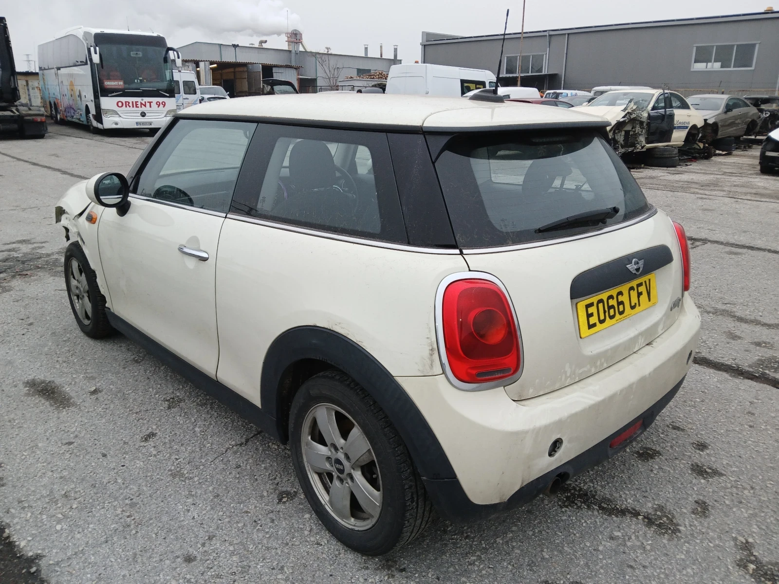 Mini One 1.5/95к/ НА ЧАСТИ! - изображение 4