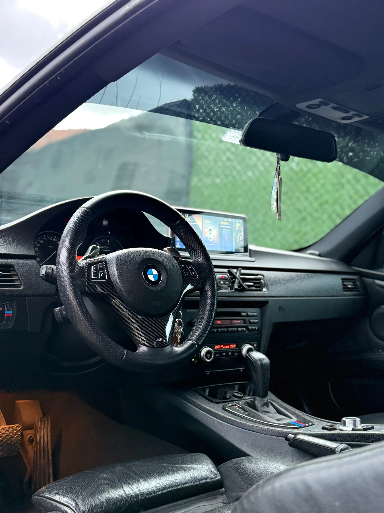 BMW 330  - изображение 7