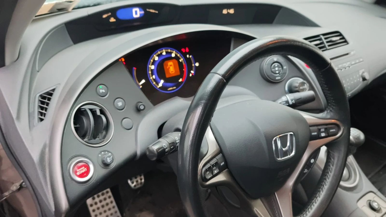 Honda Civic 55х.км, снимка 9 - Автомобили и джипове - 53879961