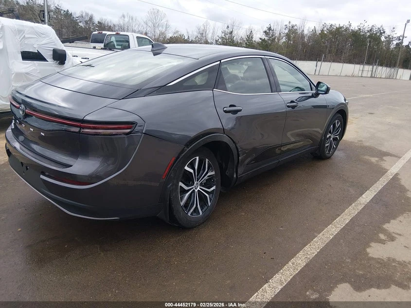 Toyota Crown Xle * Крайна цена до БГ* , снимка 4 - Автомобили и джипове - 54248863