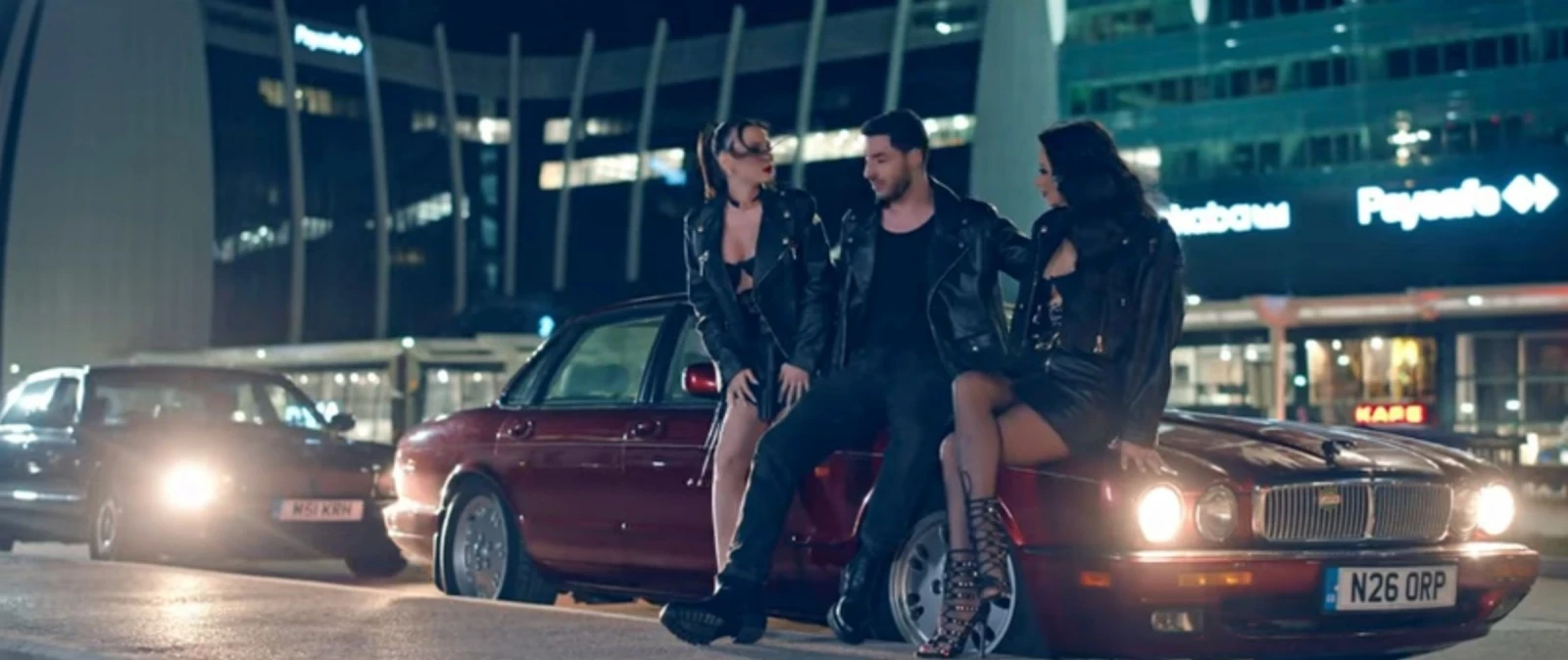 Jaguar Xj, снимка 10 - Автомобили и джипове - 54283484