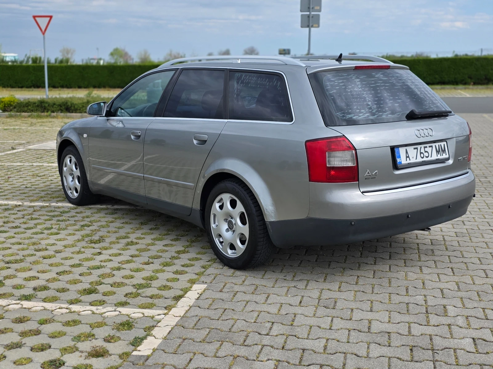 Audi A4 1.9 TDI 131 коня , снимка 4 - Автомобили и джипове - 54359797