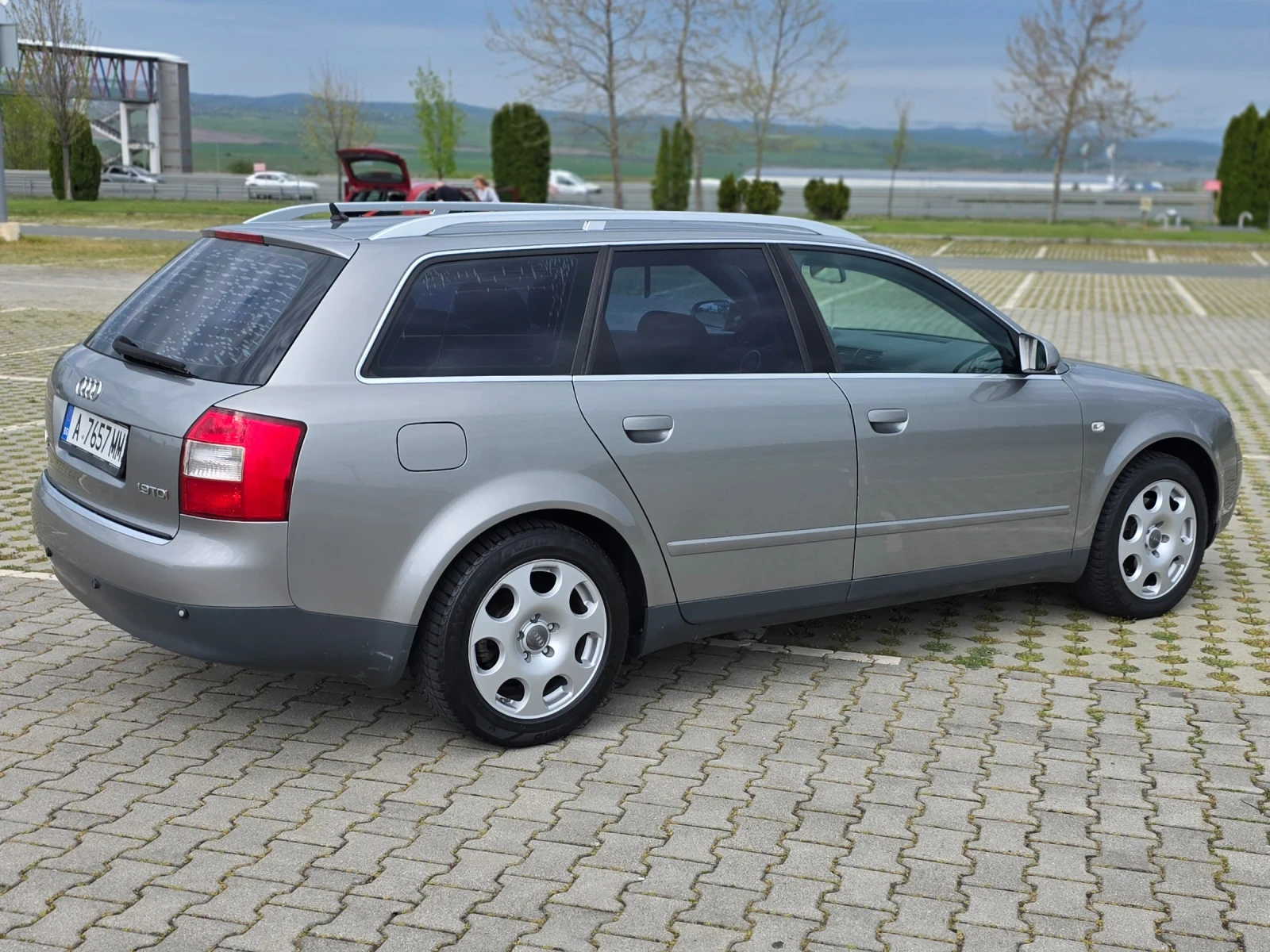 Audi A4 1.9 TDI 131 коня , снимка 5 - Автомобили и джипове - 54359797