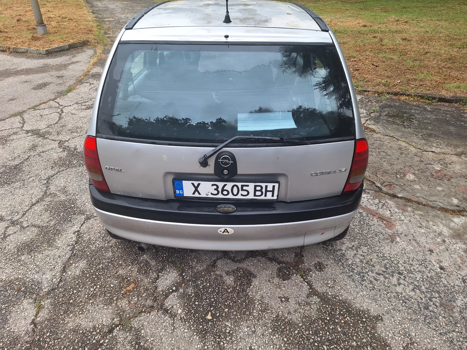 Opel Corsa, снимка 2 - Автомобили и джипове - 54883324