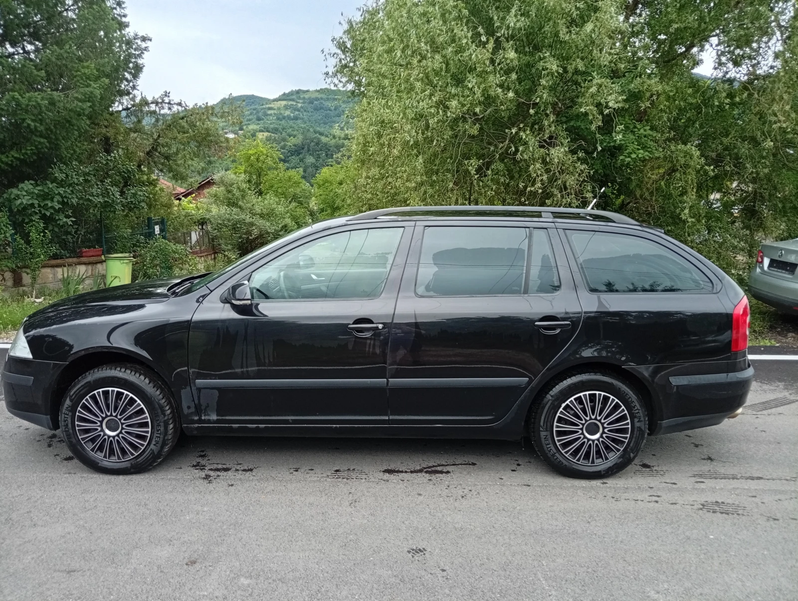 Skoda Octavia 1.9TDI * КЛИМАТРОНИК * , снимка 2 - Автомобили и джипове - 54897084